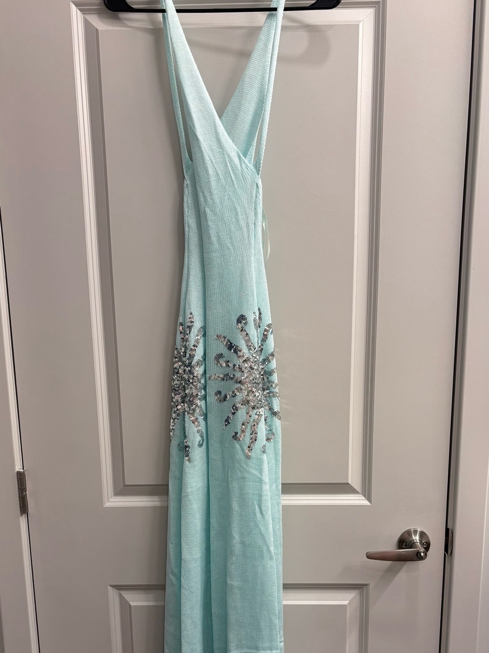 Ellington Knit Maxi Dress With Sequin
Size M from MESHKI - Picture 3 of 6